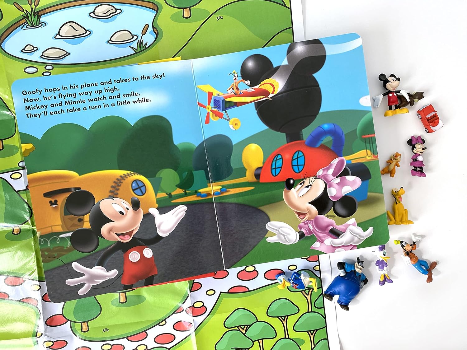 My Busy Book: Mickey Mouse Club House