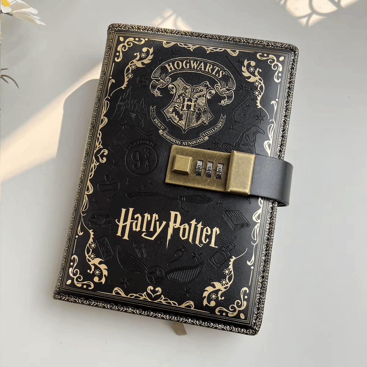 Harry Potter A5 PU Notebook With Lock Hogwarts