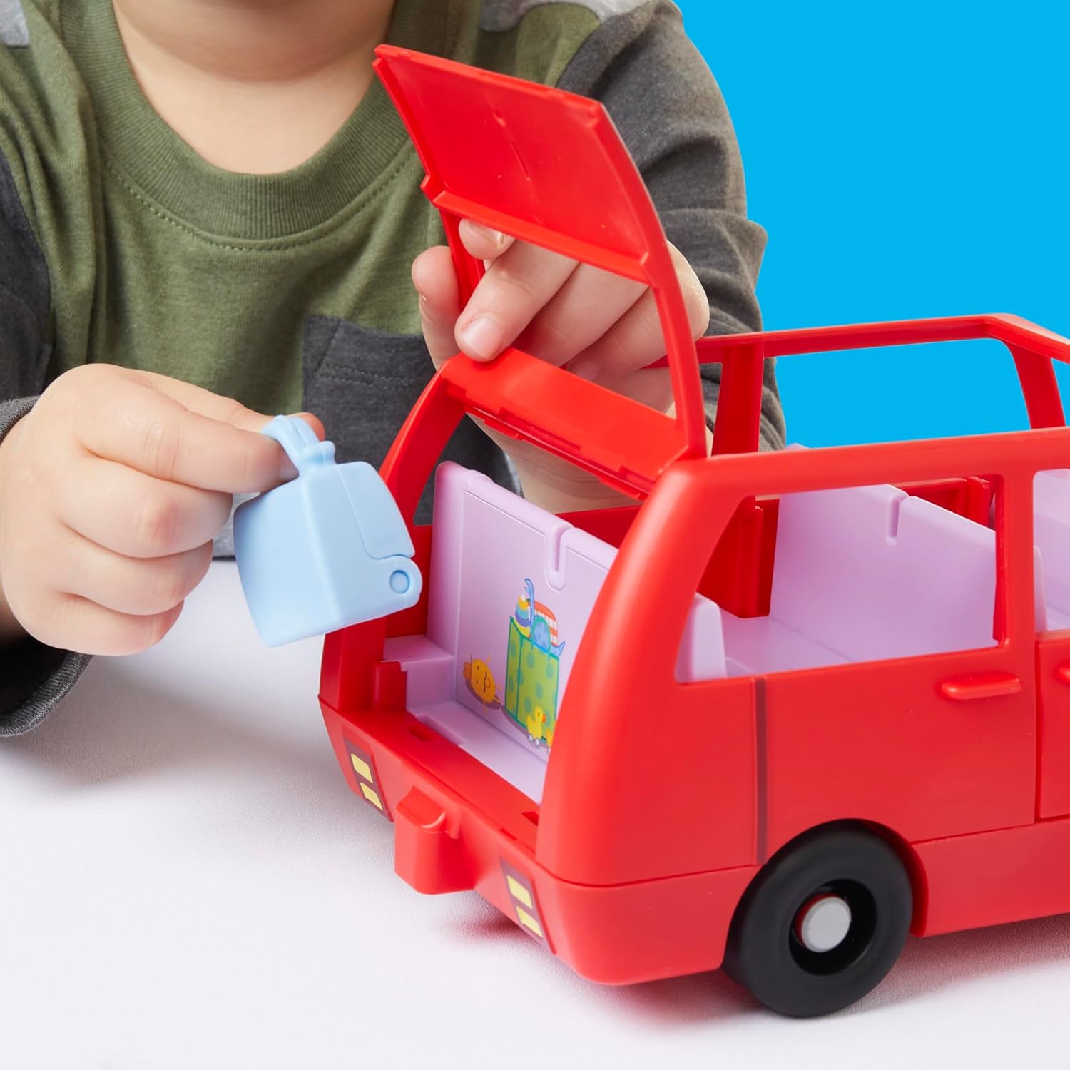 HASBRO PEPPA PIG PEPPAS BIG FAMILY CAR