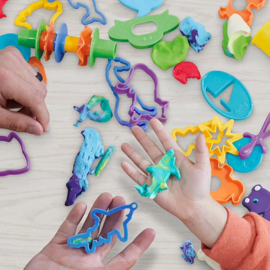 HASBRO PLAYDOH LAND AIR N SEA SET