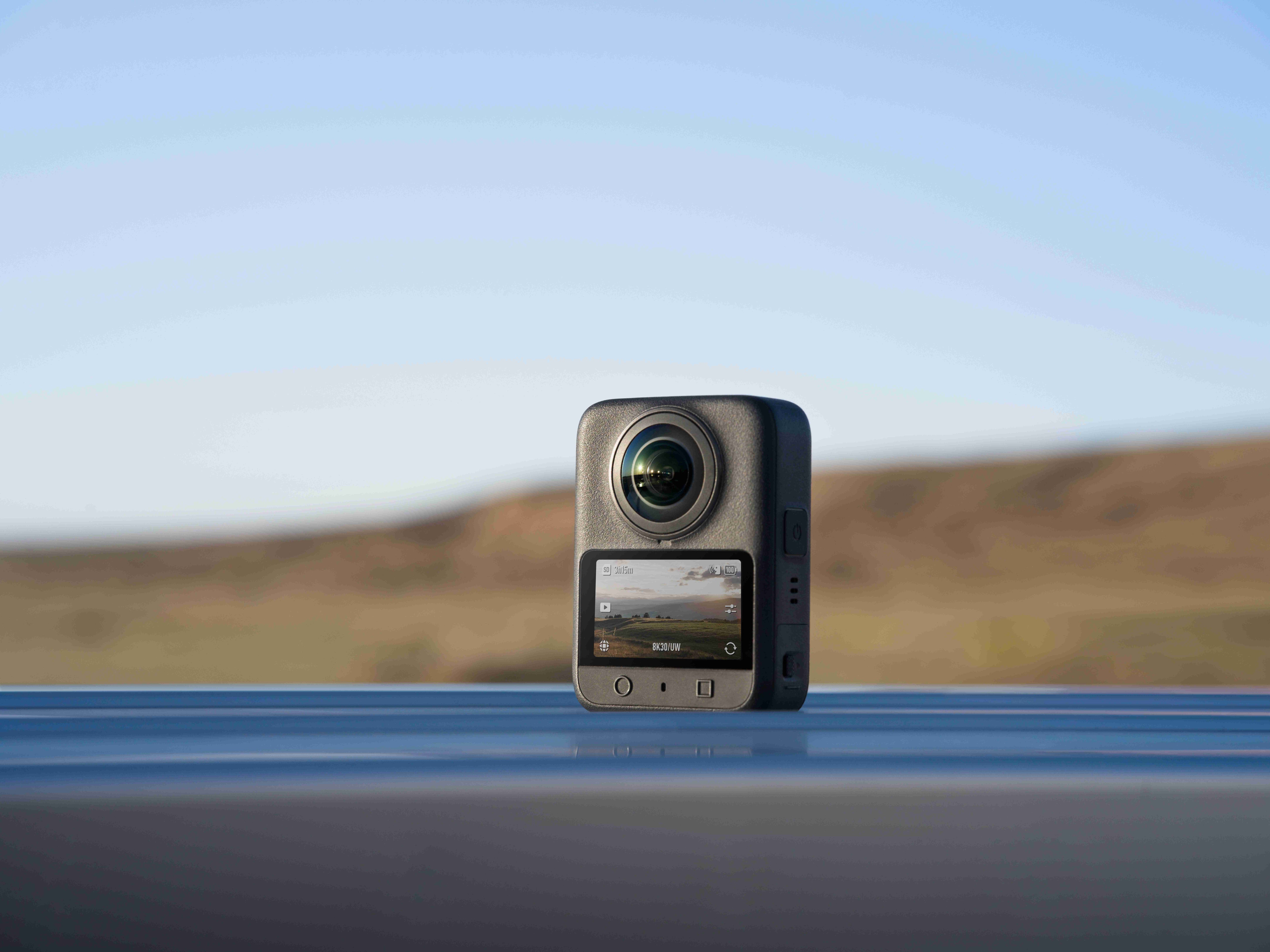  DJI Osmo 360 Camera Standard Combo