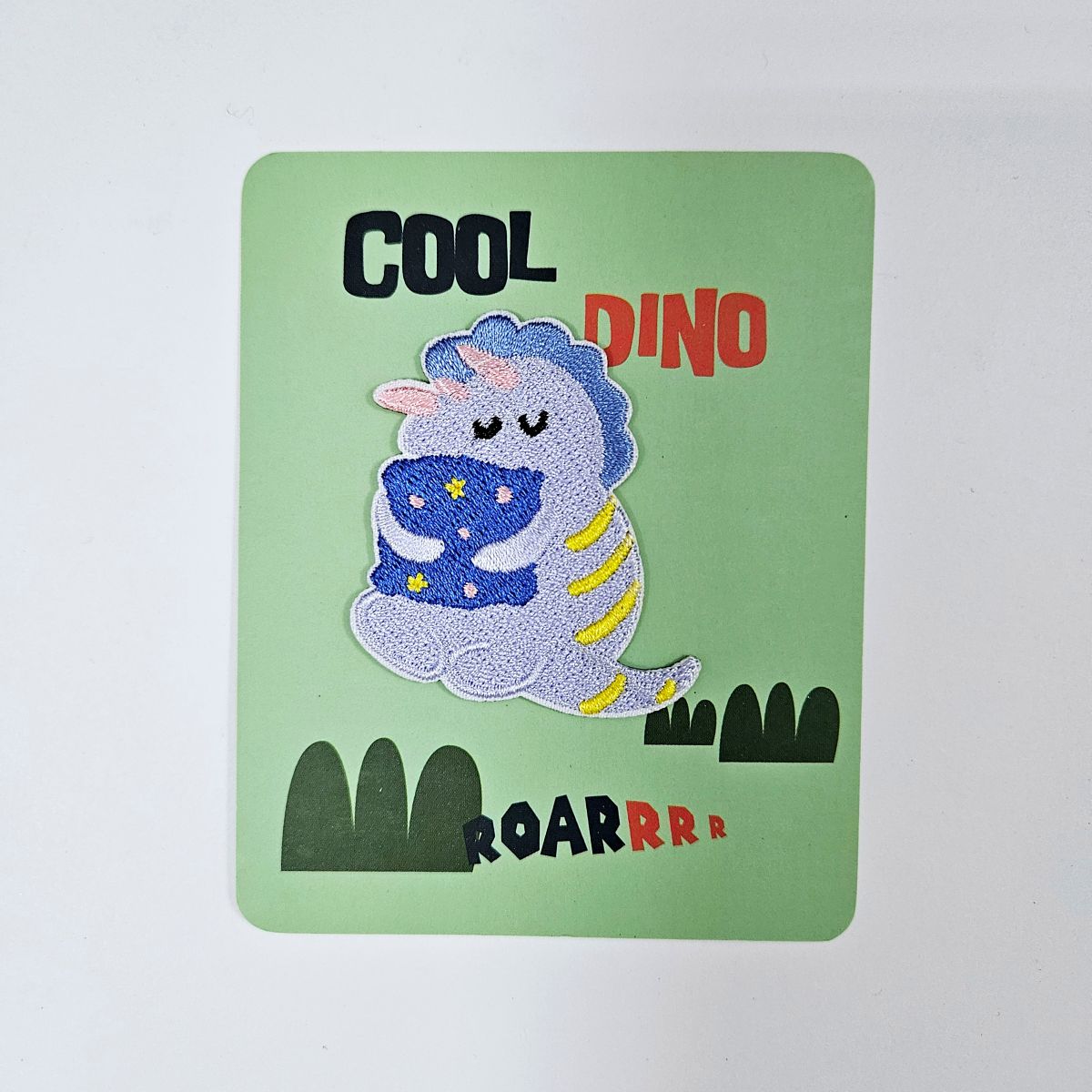 FABRIC PATCH-ON MULTI-PURPOSE EMBROIDERY STICKERS 25010028