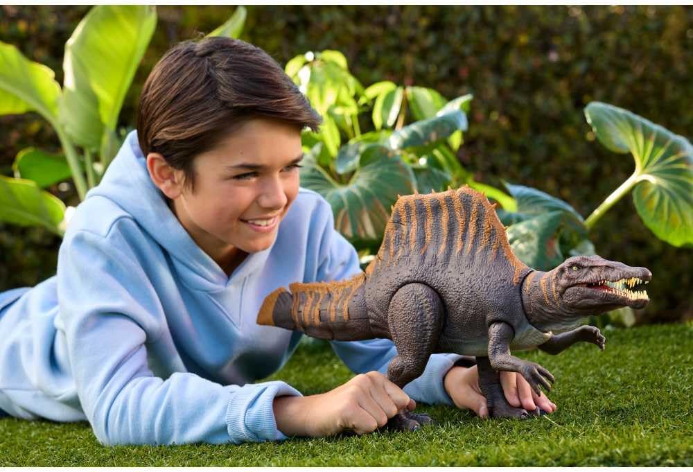 MATTEL JURASSIC WORLD MOVIE CORE SCALE FEATURE SPINOSAURUS ACTION FIGURE