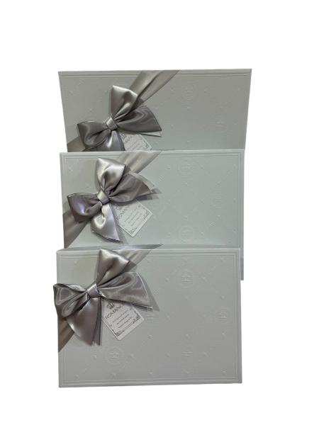 Gift Box (L) Emboss 29*21*9.5