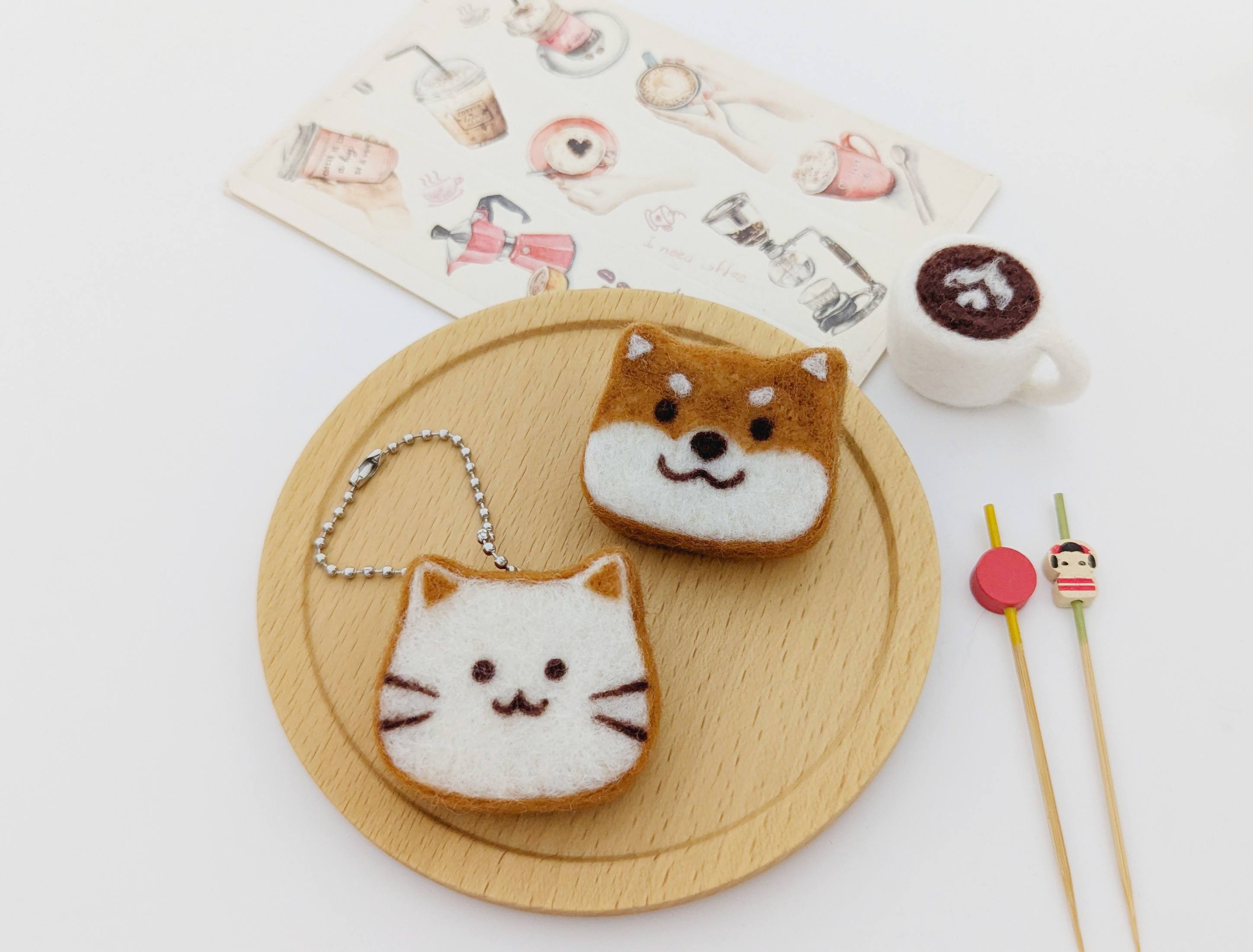 DIY Needle Felt Key Charm - Toast Pets