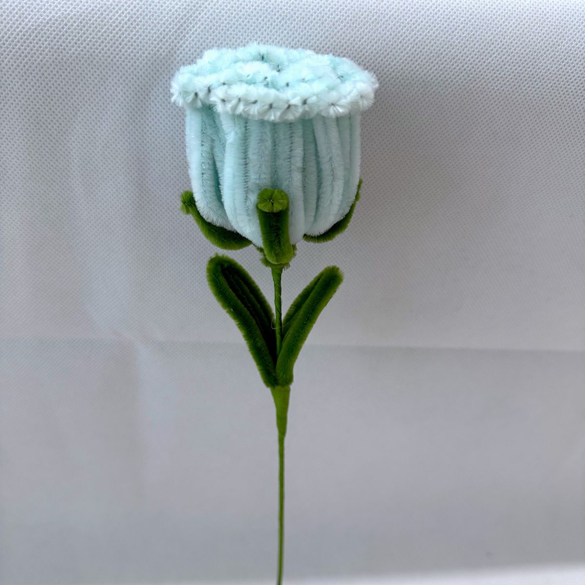 Rose Twist Flower A205