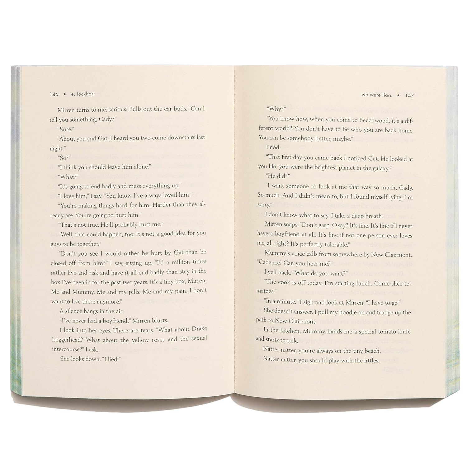 We Were Liars: Deluxe Edition (Paperback)