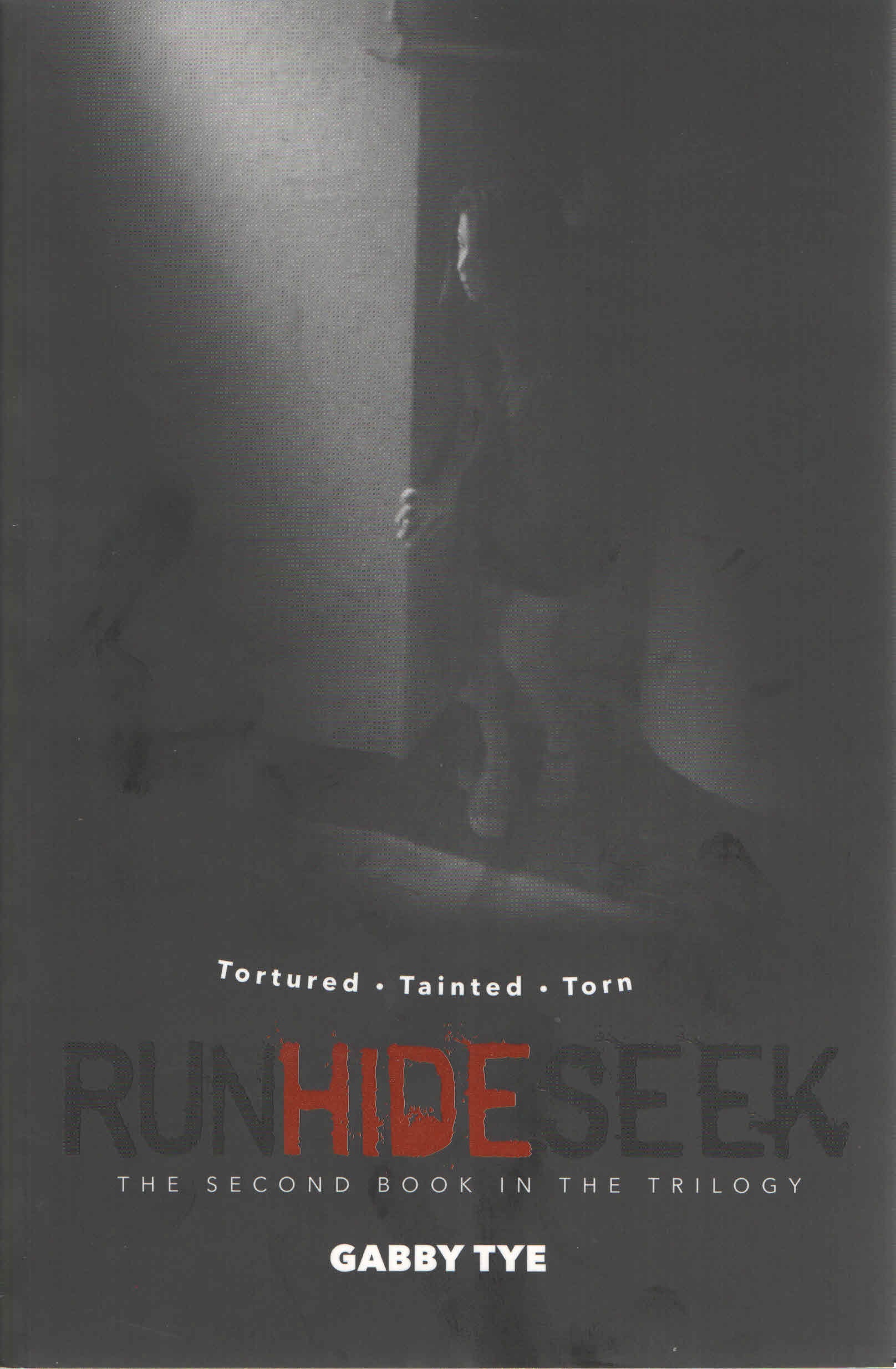 Runhideseek 02: Hide