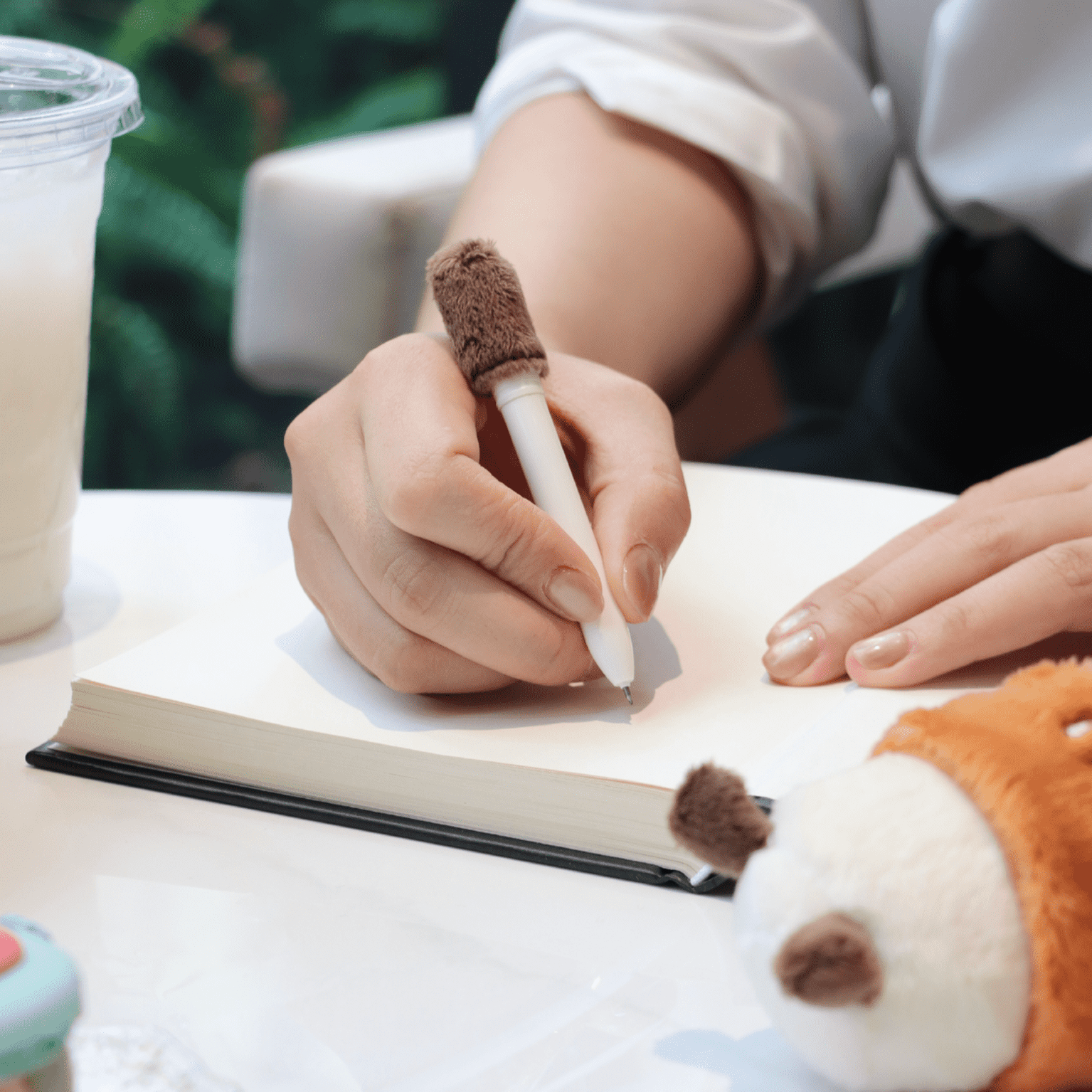 Pinching Plush 0.5mm Gel Pen Bag Charm - Cheese