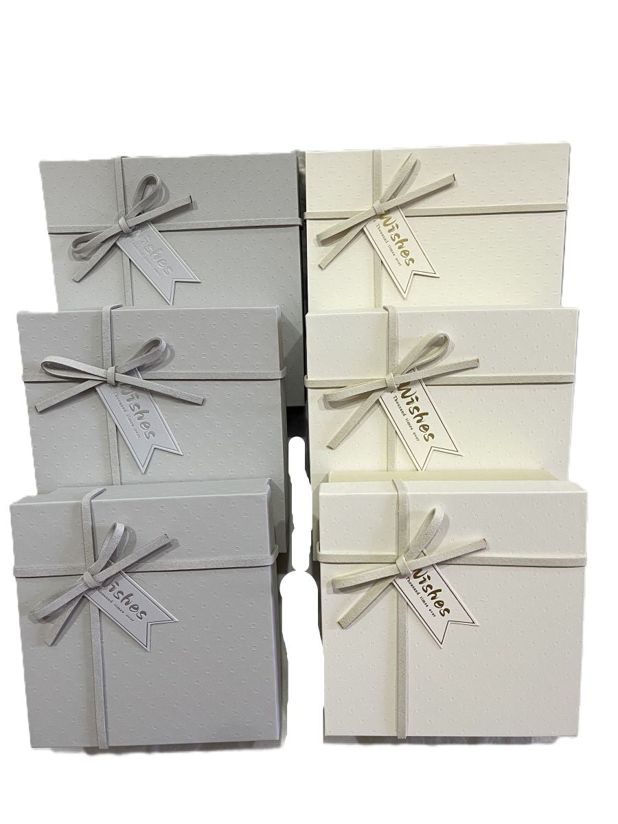 Gift Box (L) 19*19*9 Y92301