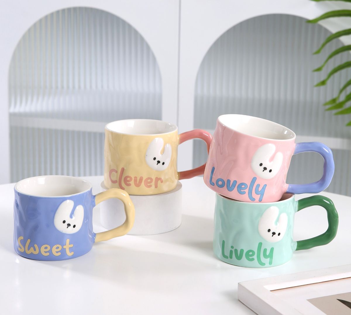  CERAMIC MUG RABBIT XI1213