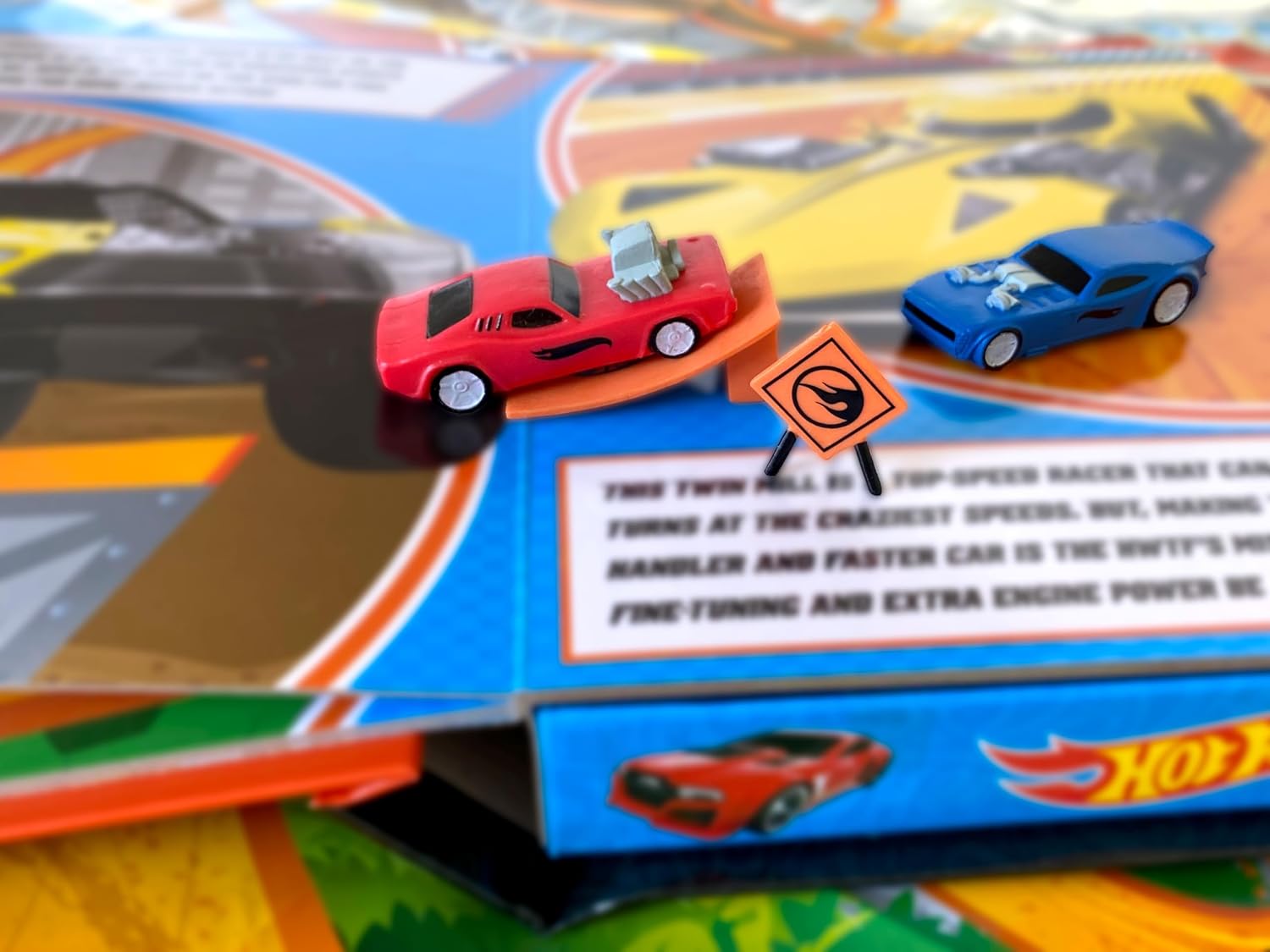 My Busy Book : Mattel Hot Wheels (Board Book)