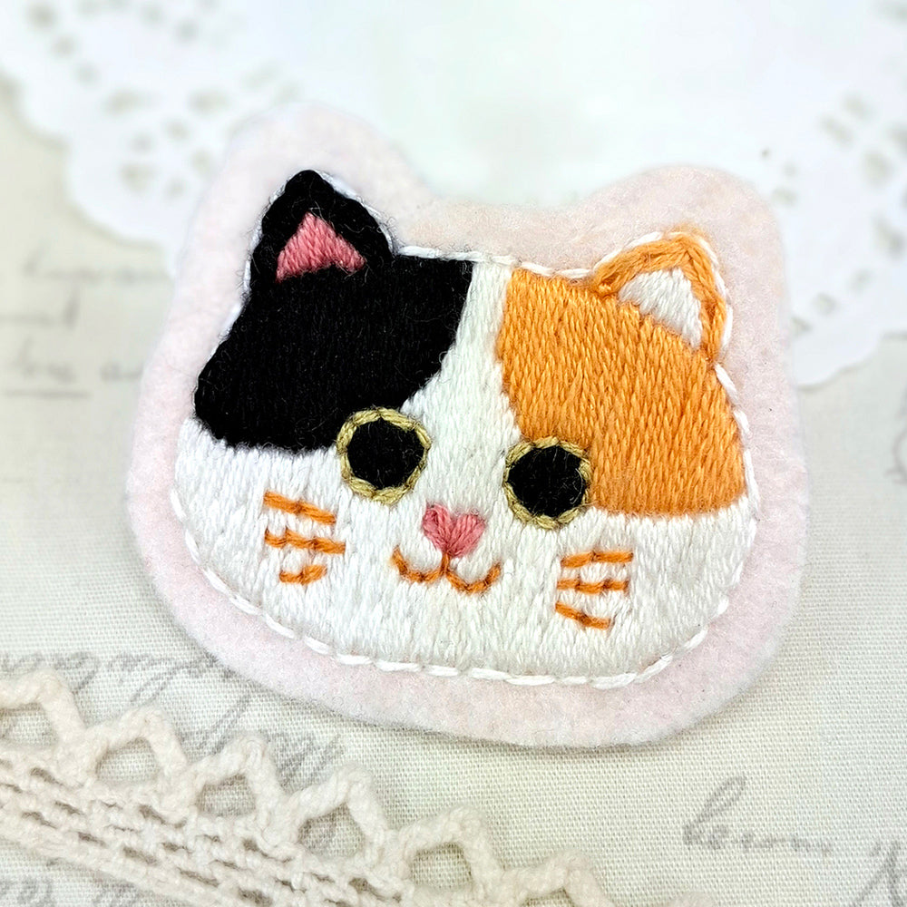 DIY Cat Embroidery Pin - Calico