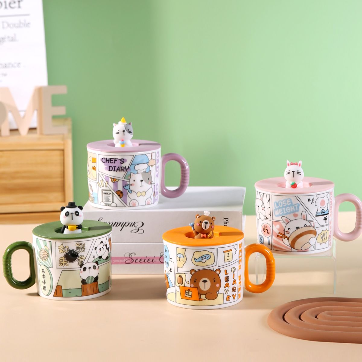 ASSORTED CERAMIC MUG WITH LID COMIC A113
