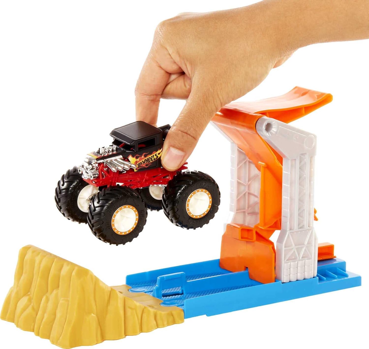 MATTEL HOT WHEELS MONSTER TRUCKS LAUNCH N BASH PLAYSET