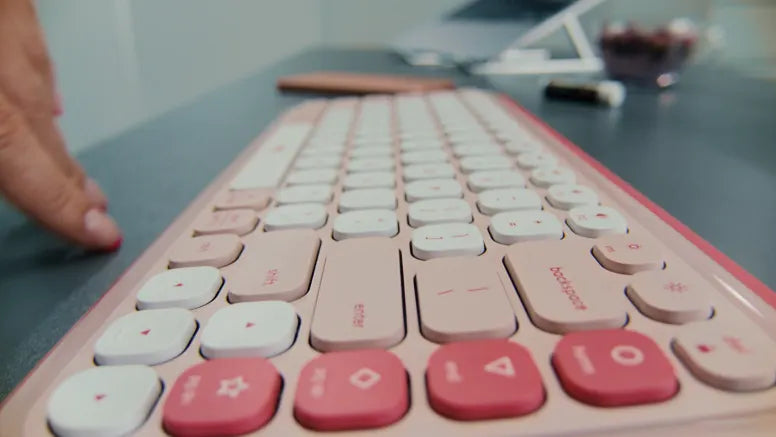Logitech POP Icon Keys Wireless Keyboard Rose & Off White