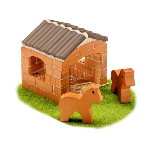 TEIFOC BUILDING SET SMALL HORSE STABLE
