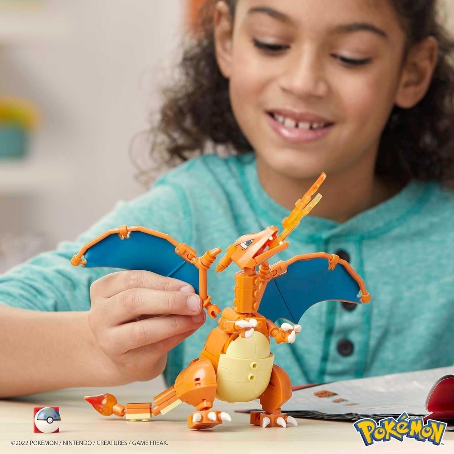 MEGA CONSTRUX POKÉMON CHARIZARD CONSTRUCTION TOY