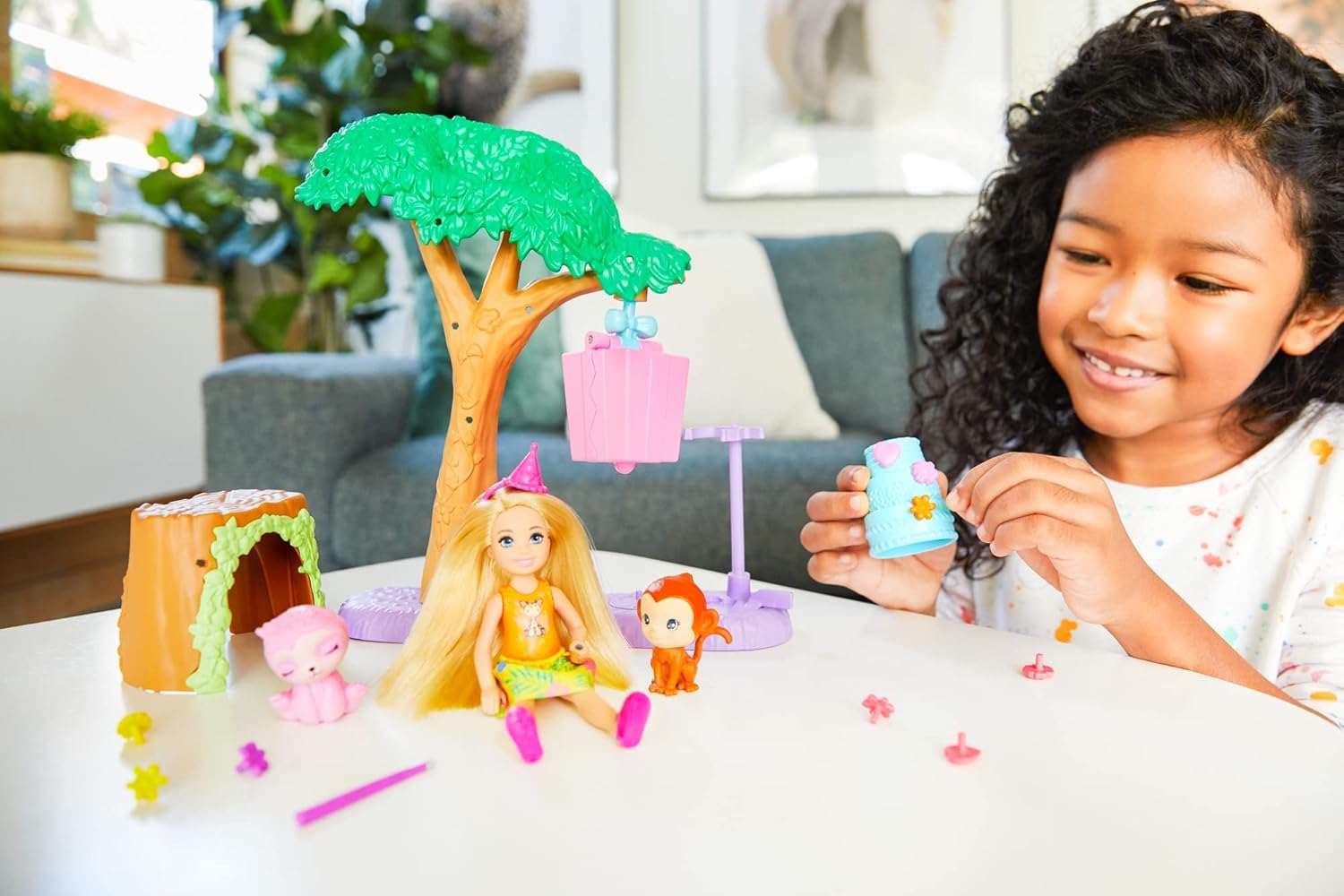 MATTEL BARBIE CHELSEA THE LOST BIRTHDAY PINATA PARTY FUN SURPRISE PLAYSET
